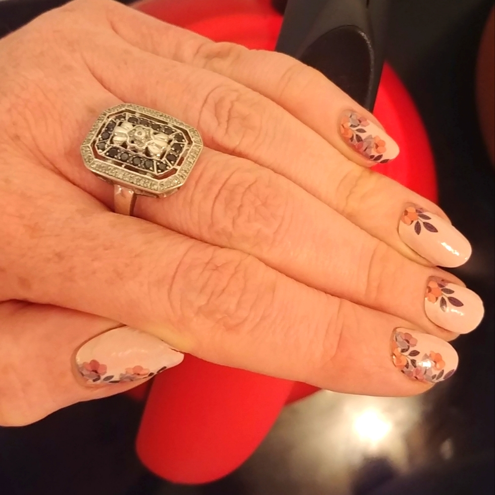 Color Street. What The Check, 100% real nail polish strips.